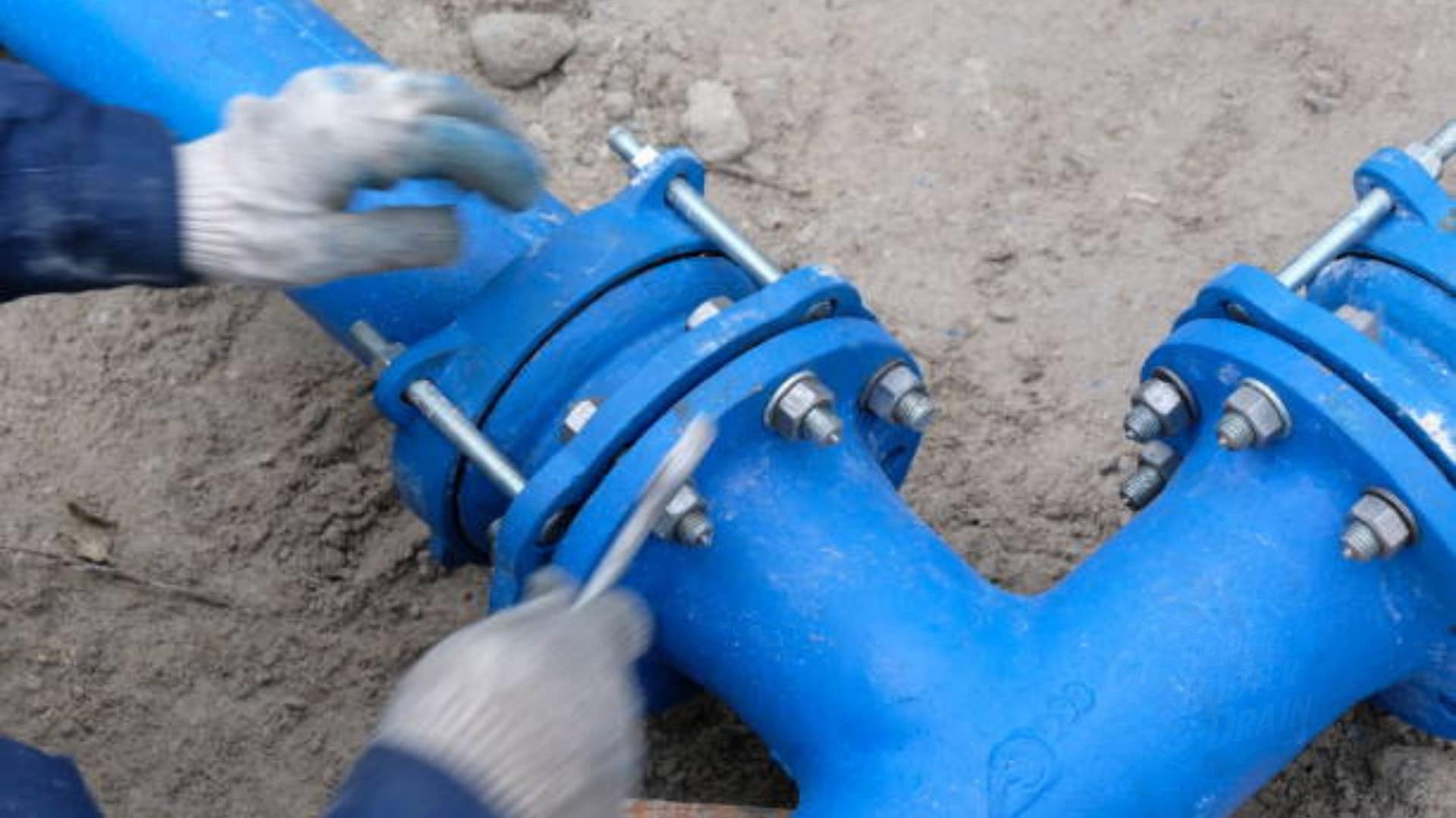 pipe descaling near me